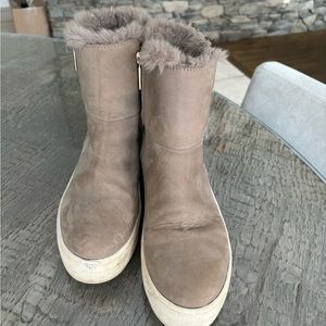 J/Slides NYC Taupe Fur Lined Boots